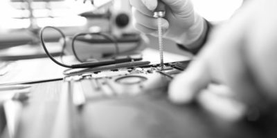 SERVICES ASSOCIÉS Maintenance informatique